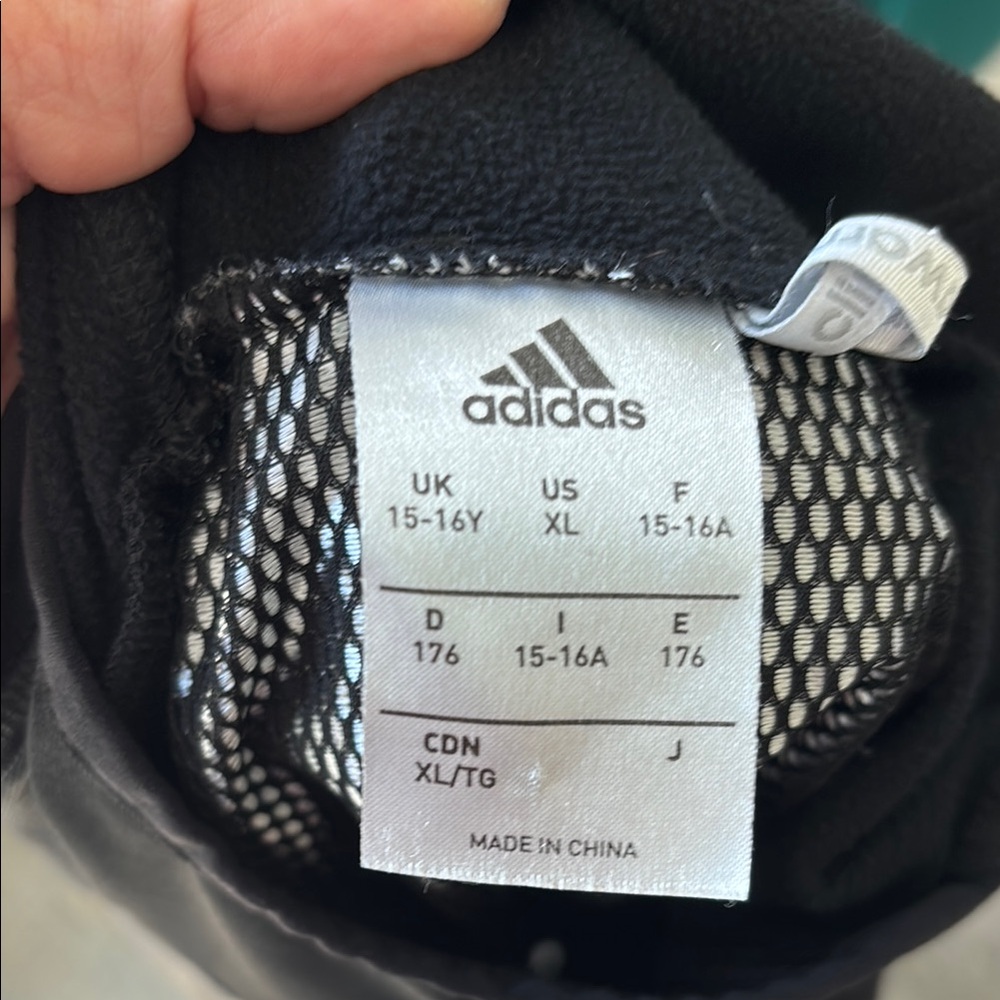 Youth Adidas Black Sweatshirt with High Collar & Hoodie Size YXL - Picture 7 of 8